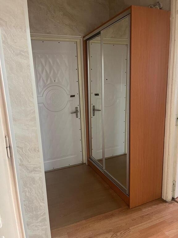 Satılır 3 otaqlı köhnə tikili, 70 m², Həzi Aslanov m.-13