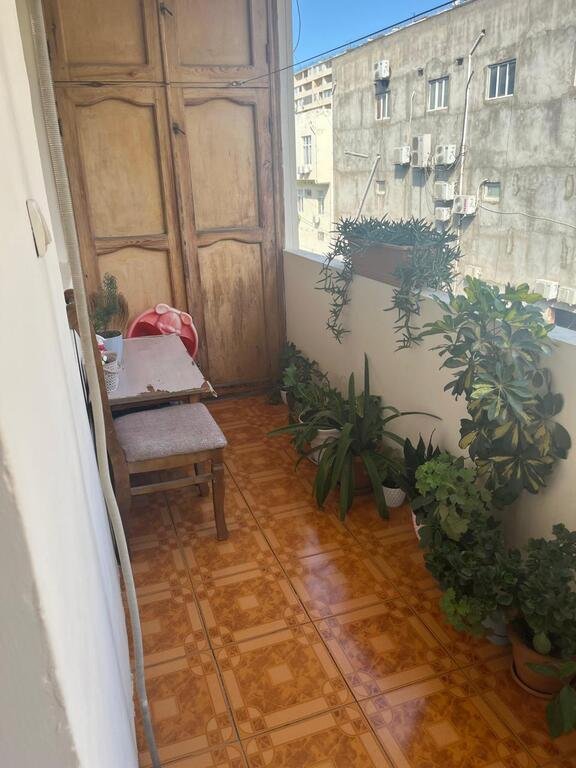 Satılır 3 otaqlı köhnə tikili, 70 m², Həzi Aslanov m.-14