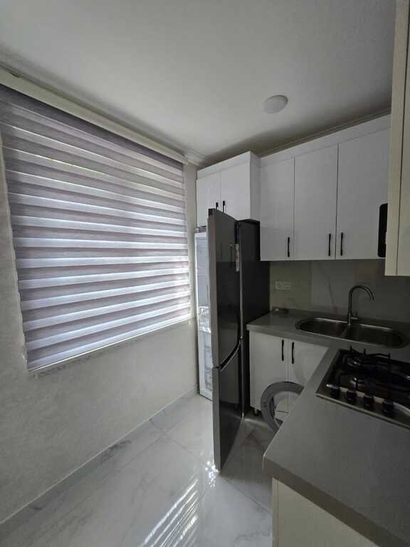 Kirayə verilir 3 otaqlı köhnə tikili, 100 m², Memar Əcəmi m.-7