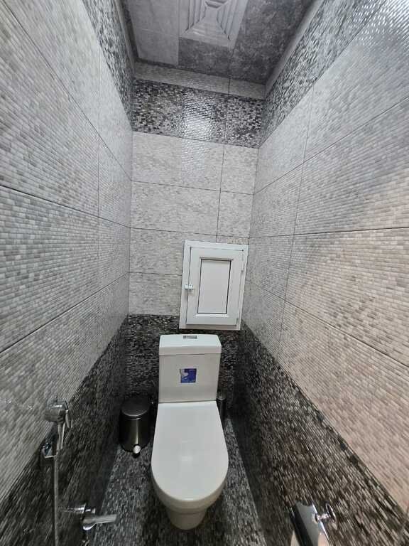 Kirayə verilir 3 otaqlı köhnə tikili, 100 m², Memar Əcəmi m.-8