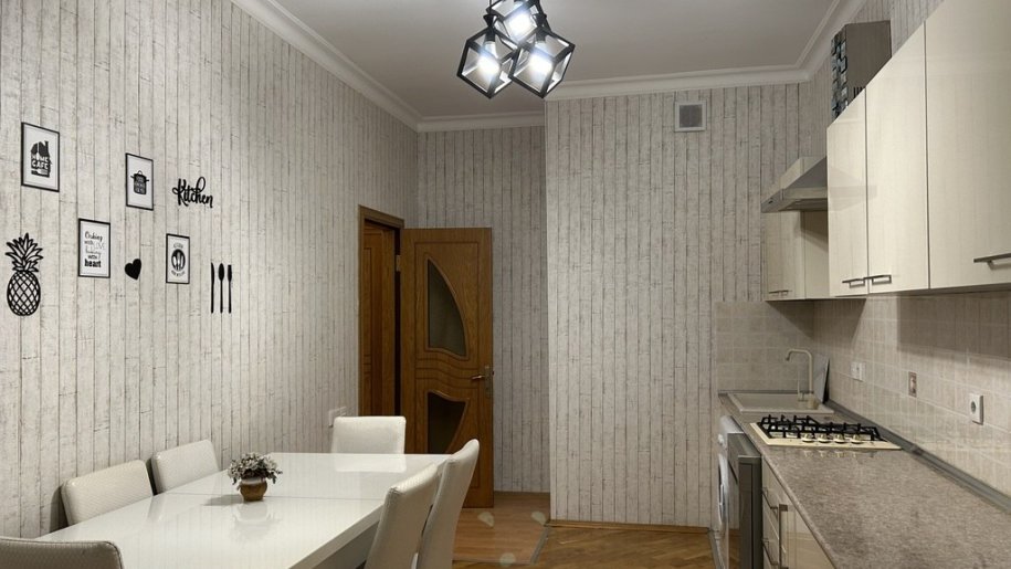 Kirayə verilir 2 otaqlı yeni tikili, 90 m², Nizami m.-12