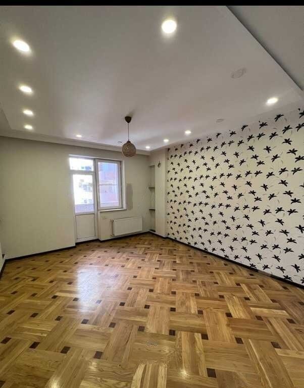 Satılır 3 otaqlı yeni tikili, 96 m², İnşaatçılar m.-1