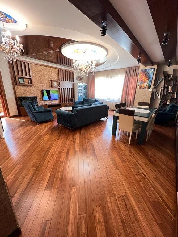Satılır 3 otaqlı yeni tikili, 160 m², Xətai m.-2