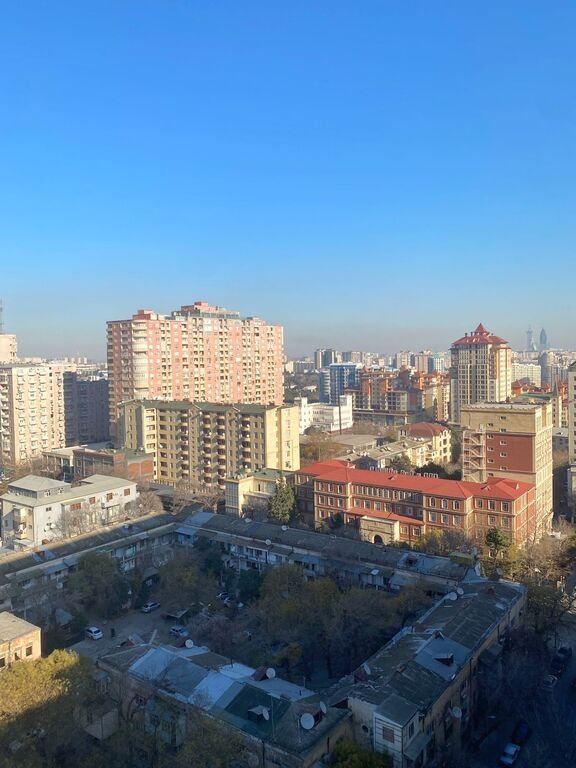 Satılır 3 otaqlı yeni tikili, 131 m², 28 May m.-1