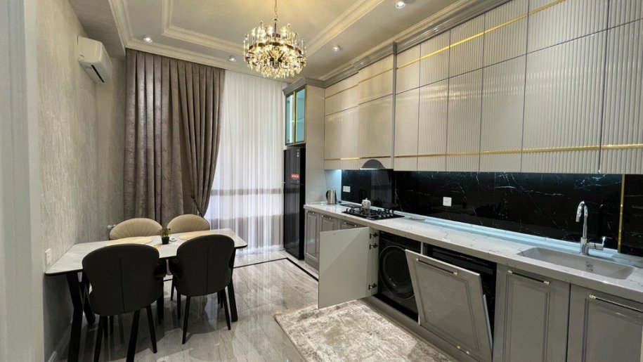 Satılır 2 otaqlı yeni tikili, 90 m², Elmlər Akademiyası m.-5