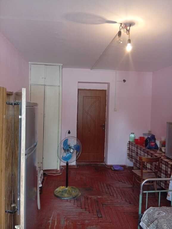 Satılır 1 otaqlı köhnə tikili, 19 m², İnşaatçılar m.-4