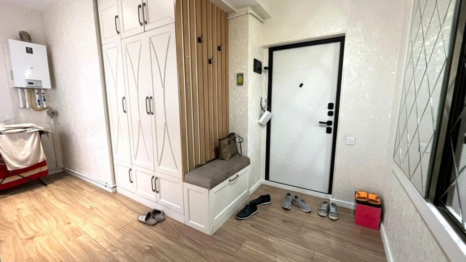 Satılır 3 otaqlı köhnə tikili, 85 m², Gənclik m.-2