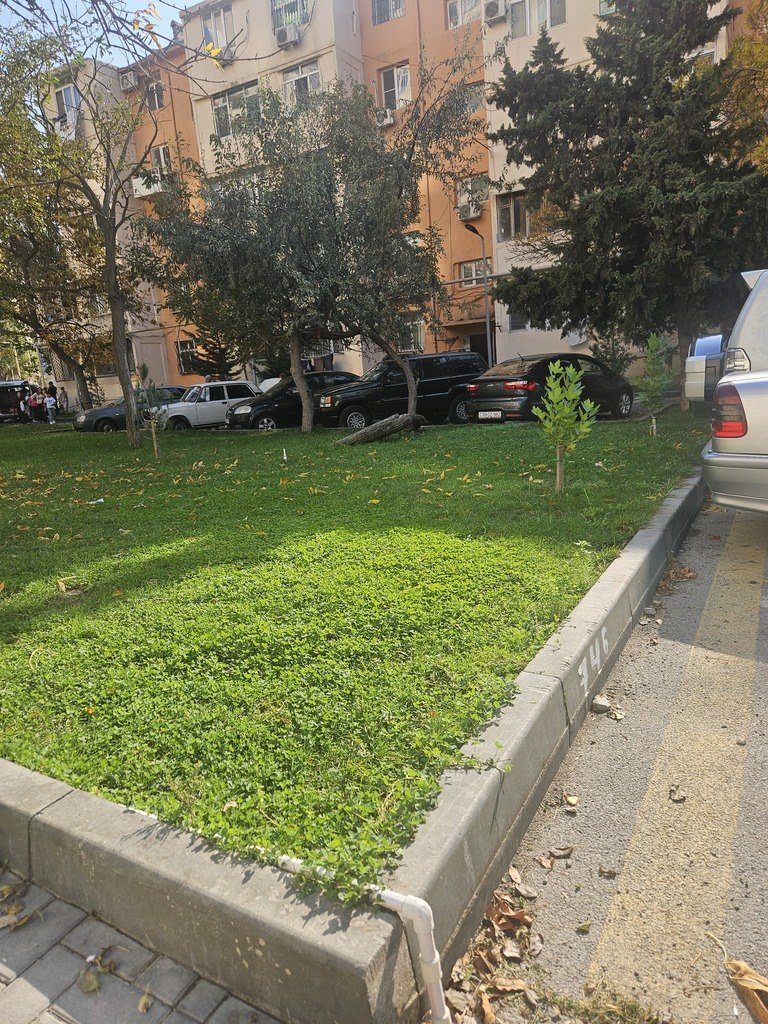 Satılır 2 otaqlı köhnə tikili, 45 m², Qara Qarayev m.-2