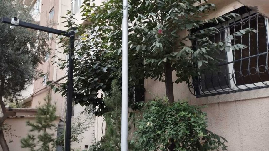 Kirayə verilir 4 otaqlı köhnə tikili, 110 m², İnşaatçılar m.-1