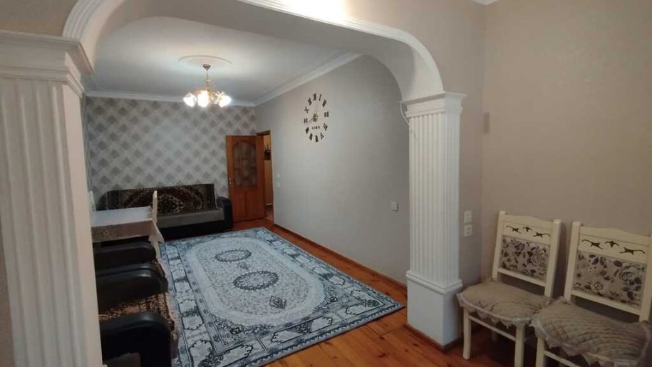 Kirayə verilir 4 otaqlı köhnə tikili, 110 m², İnşaatçılar m.-4