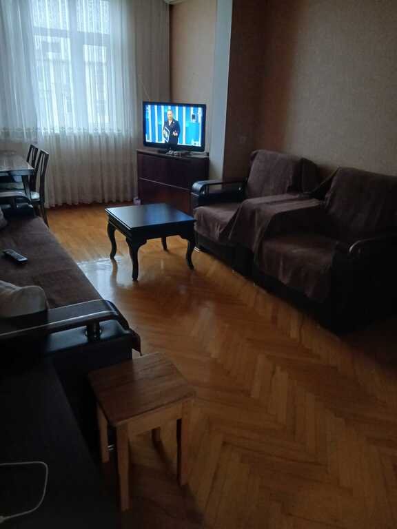 Satılır 2 otaqlı köhnə tikili, 42 m², Gənclik m.-1