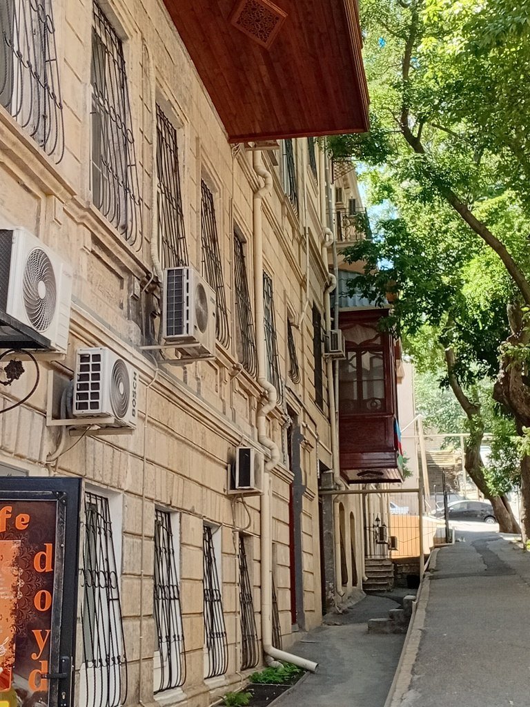 Satılır 3 otaqlı köhnə tikili, 84 m², İçərişəhər m.-14
