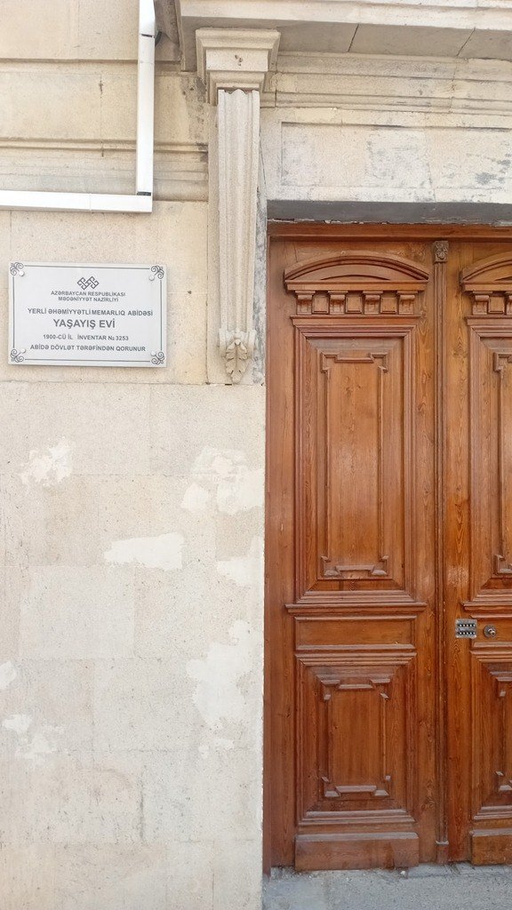Satılır 3 otaqlı köhnə tikili, 84 m², İçərişəhər m.-19