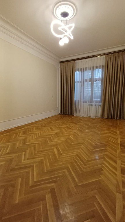 Satılır 3 otaqlı köhnə tikili, 80 m², Nizami-8