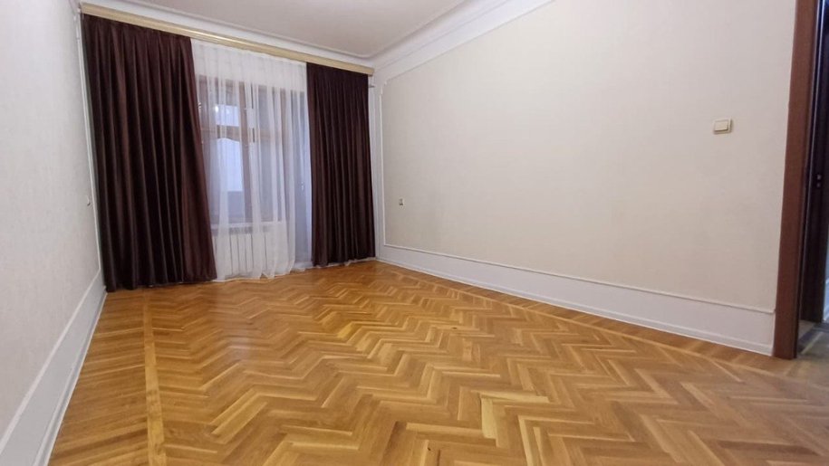Satılır 3 otaqlı köhnə tikili, 80 m², Nizami-9