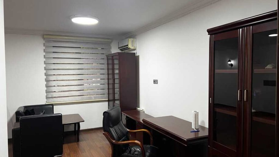 120 m<sup>2</sup> ofis icarəyə verilir, Nəriman Nərimanov m.-10