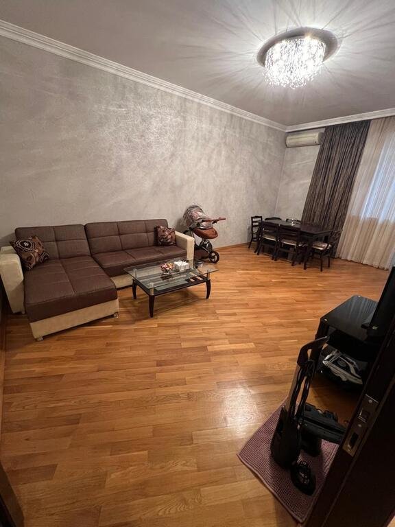 Kirayə verilir 2 otaqlı yeni tikili, 65 m², 8 noyabr-1