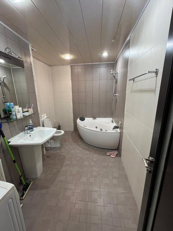 Kirayə verilir 2 otaqlı yeni tikili, 65 m², 8 noyabr-4