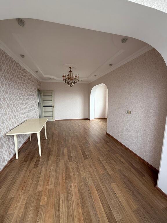 Satılır 3 otaqlı köhnə tikili, 100 m², Nəriman Nərimanov m.-1