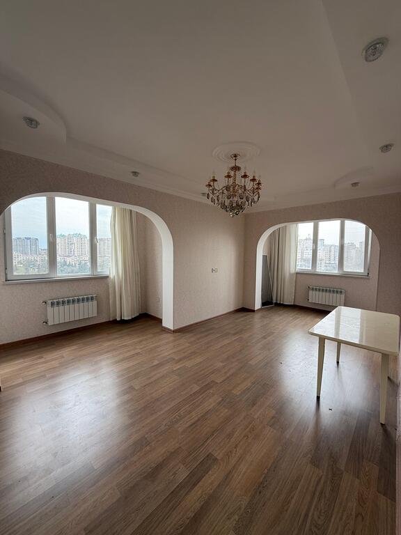 Satılır 3 otaqlı köhnə tikili, 100 m², Nəriman Nərimanov m.-2