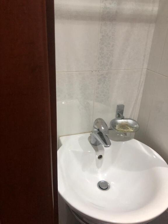 Kirayə verilir 4 otaqlı yeni tikili, 180 m², İnşaatçılar m.-17