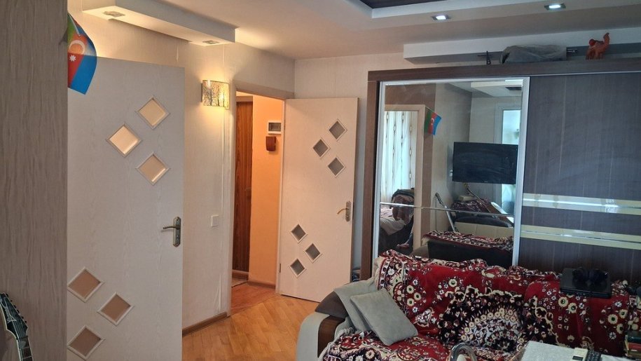 Satılır 1 otaqlı köhnə tikili, 35 m², Elmlər Akademiyası m.-2