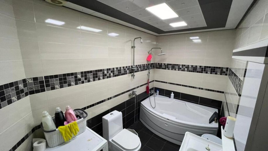 Satılır 3 otaqlı yeni tikili, 147 m², Elmlər Akademiyası m.-13