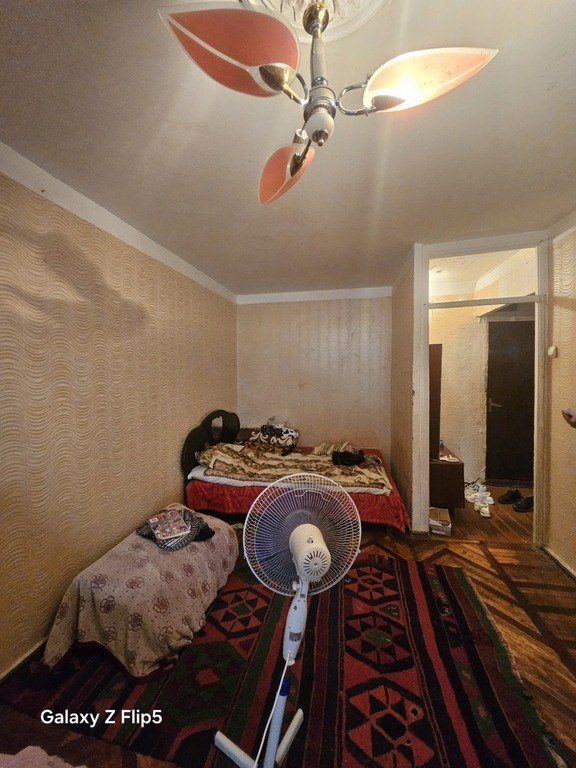 Satılır 1 otaqlı köhnə tikili, 35 m², Neftçilər m.-4