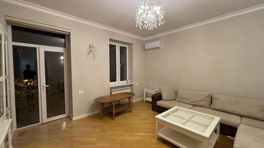 Satılır 3 otaqlı köhnə tikili, 95 m², 28 May m.-5