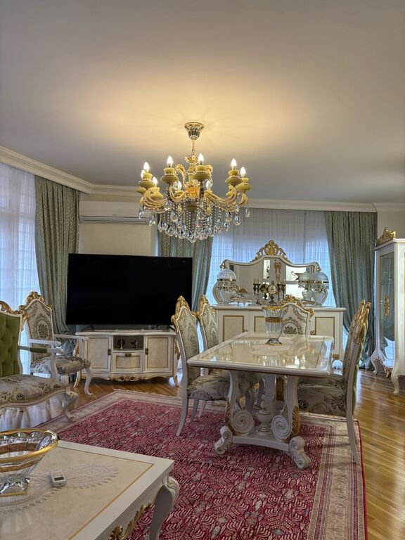 Satılır 4 otaqlı yeni tikili, 165 m², İnşaatçılar m.-6