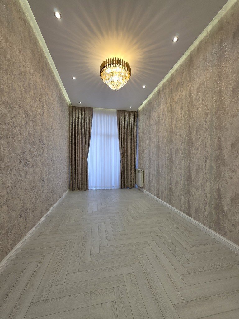 Satılır 4 otaqlı yeni tikili, 120 m², 20 Yanvar m.-3