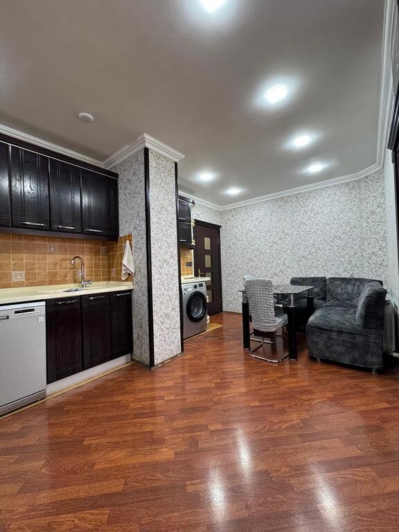 Satılır 4 otaqlı köhnə tikili, 115 m², Həzi Aslanov m.-3