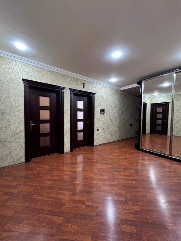 Satılır 4 otaqlı köhnə tikili, 115 m², Həzi Aslanov m.-15
