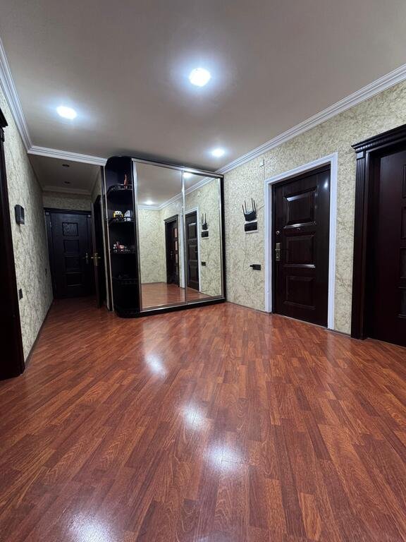 Satılır 4 otaqlı köhnə tikili, 115 m², Həzi Aslanov m.-16