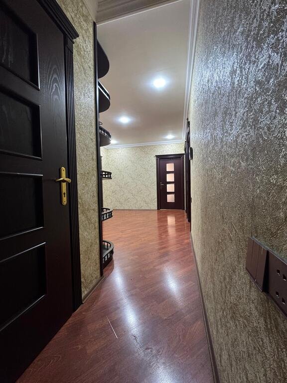 Satılır 4 otaqlı köhnə tikili, 115 m², Həzi Aslanov m.-17