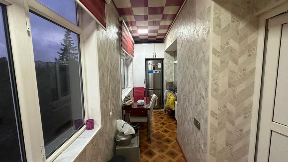 Satılır 2 otaqlı köhnə tikili, 60 m², Xalqlar dostluğu m.-2