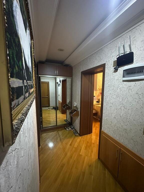 Satılır 2 otaqlı köhnə tikili, 60 m², Xalqlar dostluğu m.-4