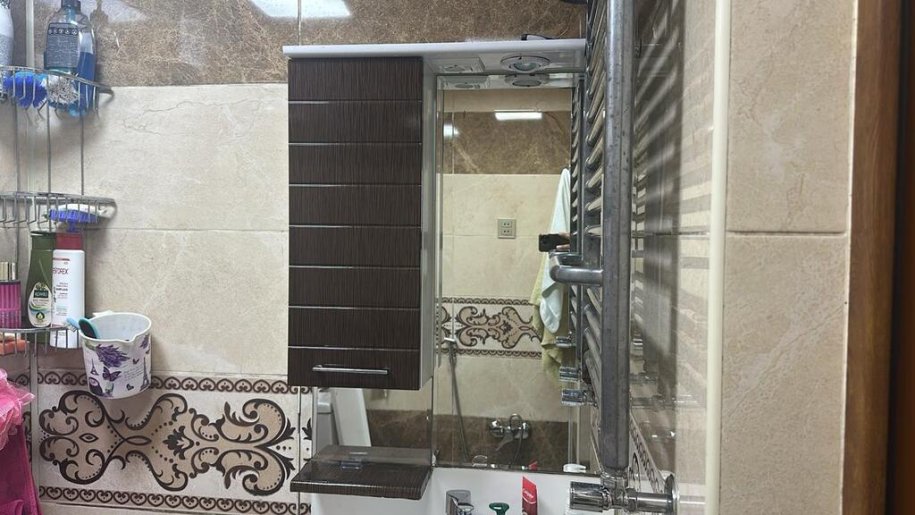 Satılır 2 otaqlı köhnə tikili, 60 m², Xalqlar dostluğu m.-8