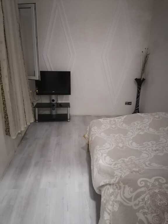 Satılır 3 otaqlı köhnə tikili, 75 m², Elmlər Akademiyası m.-5