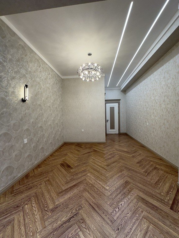 Satılır 4 otaqlı yeni tikili, 195 m², 28 May m.-7