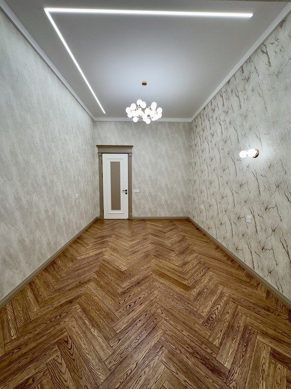 Satılır 4 otaqlı yeni tikili, 195 m², 28 May m.-12