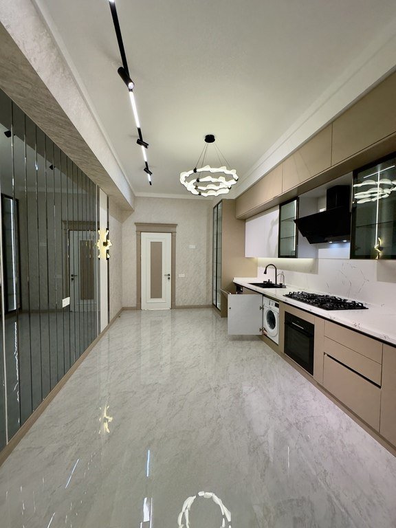 Satılır 4 otaqlı yeni tikili, 195 m², 28 May m.-14