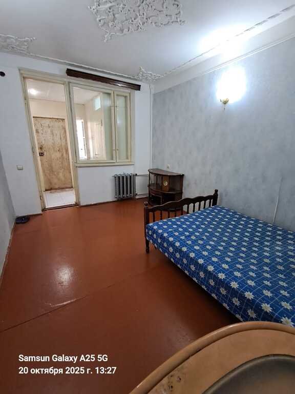 Kirayə verilir 1 otaqlı köhnə tikili, 20 m², Bakıxanov (Razin)-1