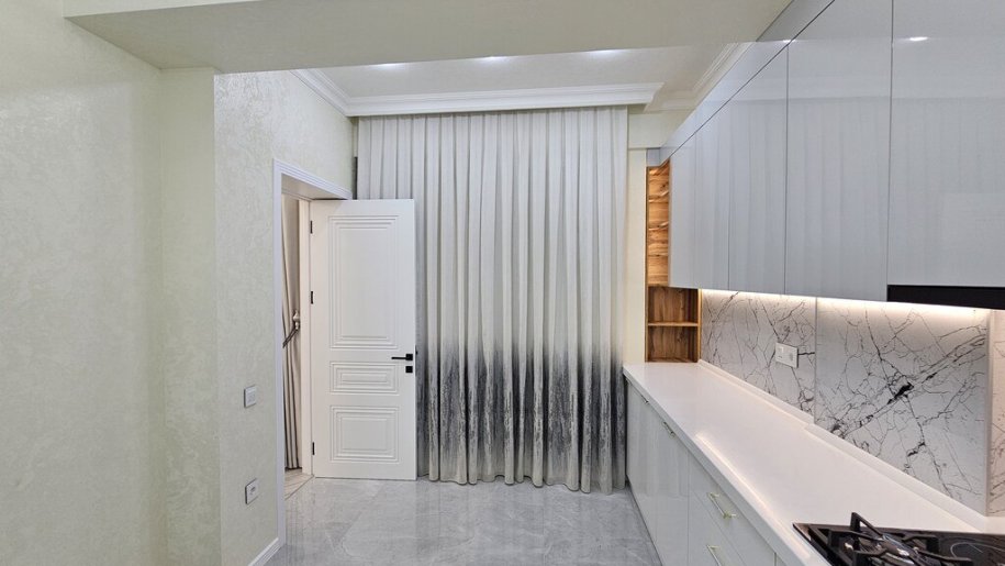 Satılır 3 otaqlı yeni tikili, 97 m², Qara Qarayev m.-14