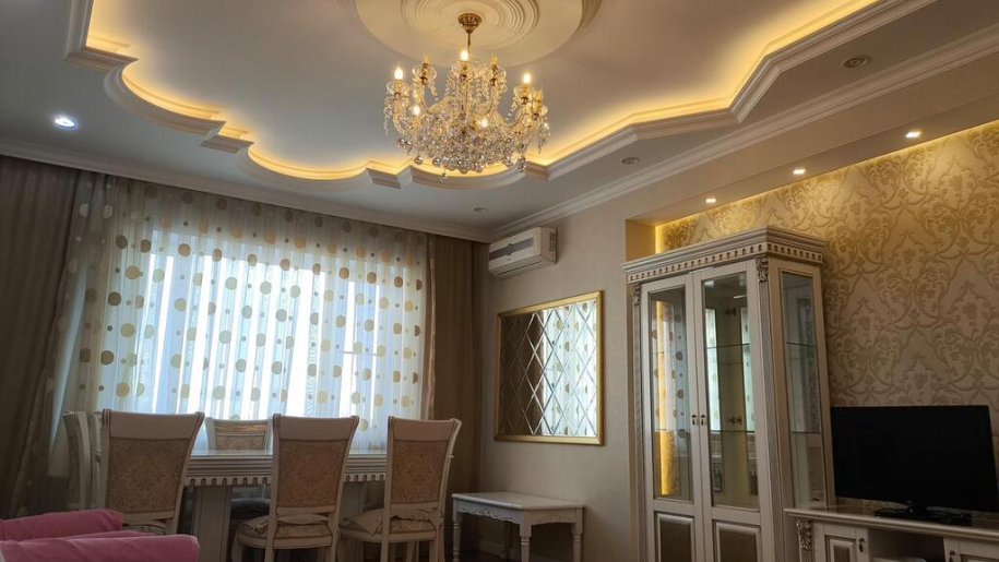 Kirayə verilir 3 otaqlı yeni tikili, 135 m², Elmlər Akademiyası m.-1