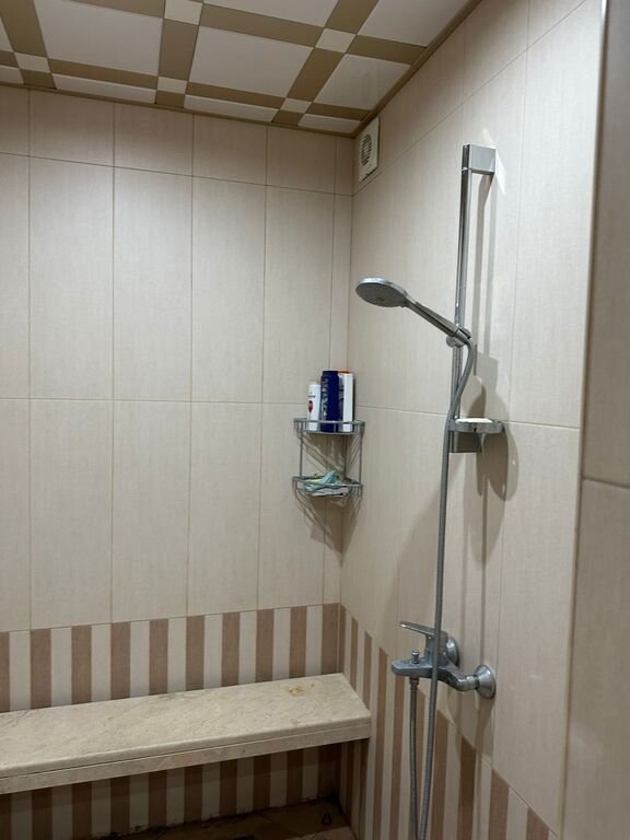 Kirayə verilir 3 otaqlı yeni tikili, 180 m², Nizami m.-23