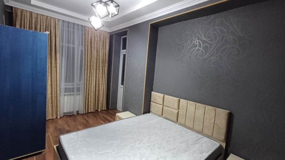 Kirayə verilir 3 otaqlı yeni tikili, 90 m², İnşaatçılar m.-2
