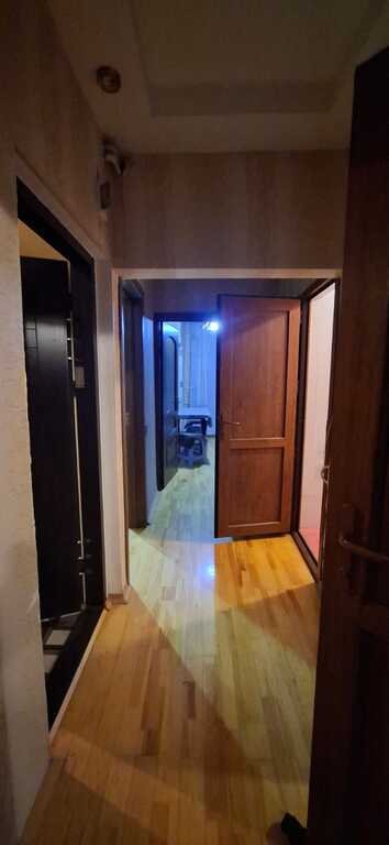 Kirayə verilir 2 otaqlı köhnə tikili, 70 m², Memar Əcəmi m.-3