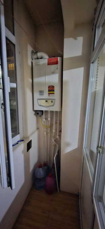 Kirayə verilir 2 otaqlı köhnə tikili, 70 m², Memar Əcəmi m.-8