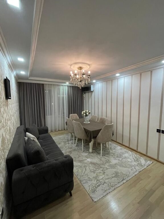 Satılır 2 otaqlı köhnə tikili, 52 m², Qara Qarayev m.-2